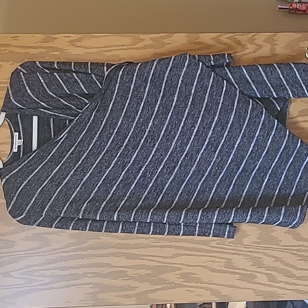 Cardigan - Picture 3 of 4